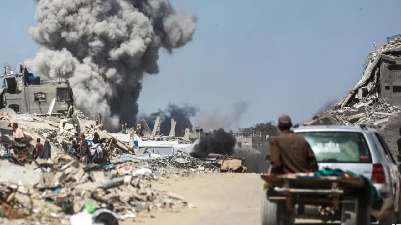 Israel Bayar Rp24 Juta ke Kontraktor yang Hancurkan Rumah Warga Gaza