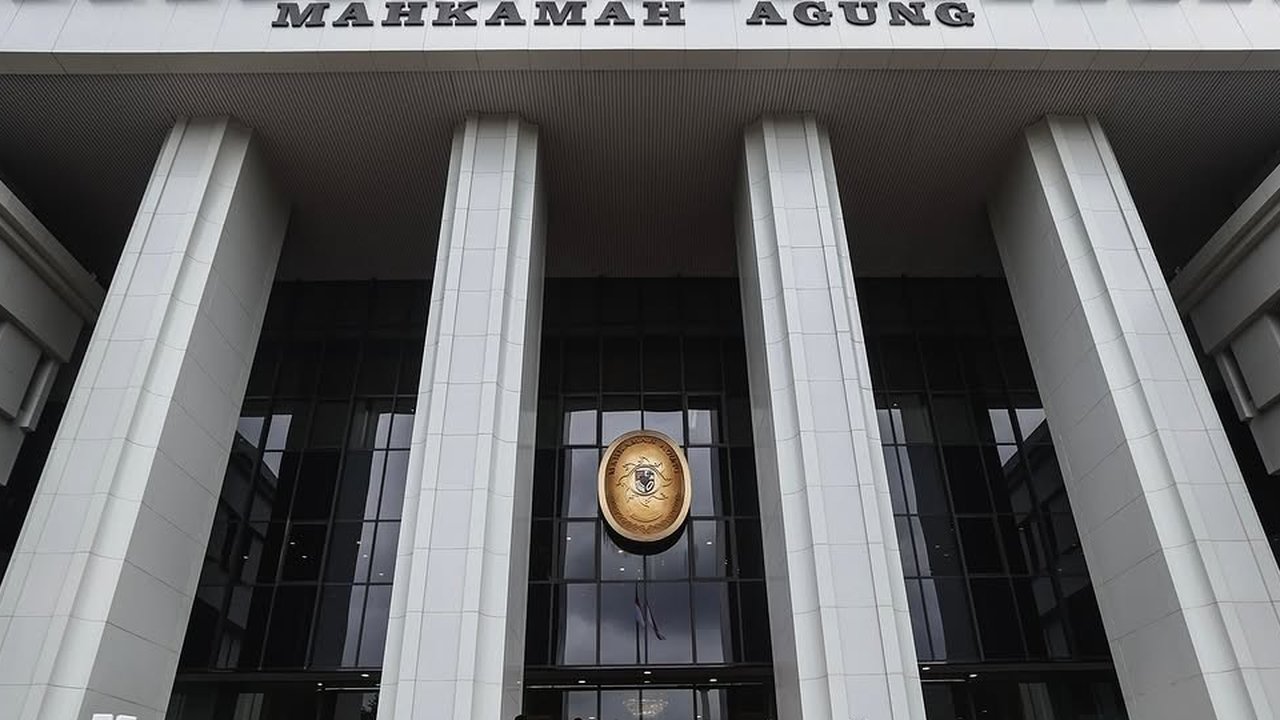 Mantan Jaksa Agung Abdul Rahman Saleh Tutup Usia