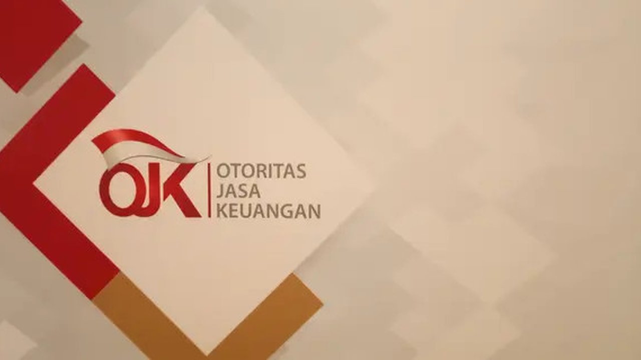 Tulisan OJK terpampang di Kantor Otoritas Jasa Keuangan (OJK), Jakarta. (Liputan6.com/Angga Yuniar)