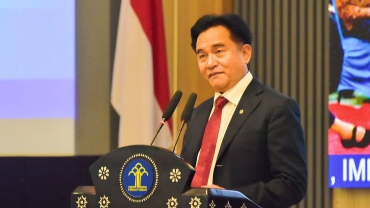 Menko Kumham Yusril tegaskan efisiensi anggaran bukan alasan untuk menurunkan kinerja, tetap berkomitmen bekerja optimal meski anggaran Kemenko Kumham terpangkas menjadi Rp3 miliar.