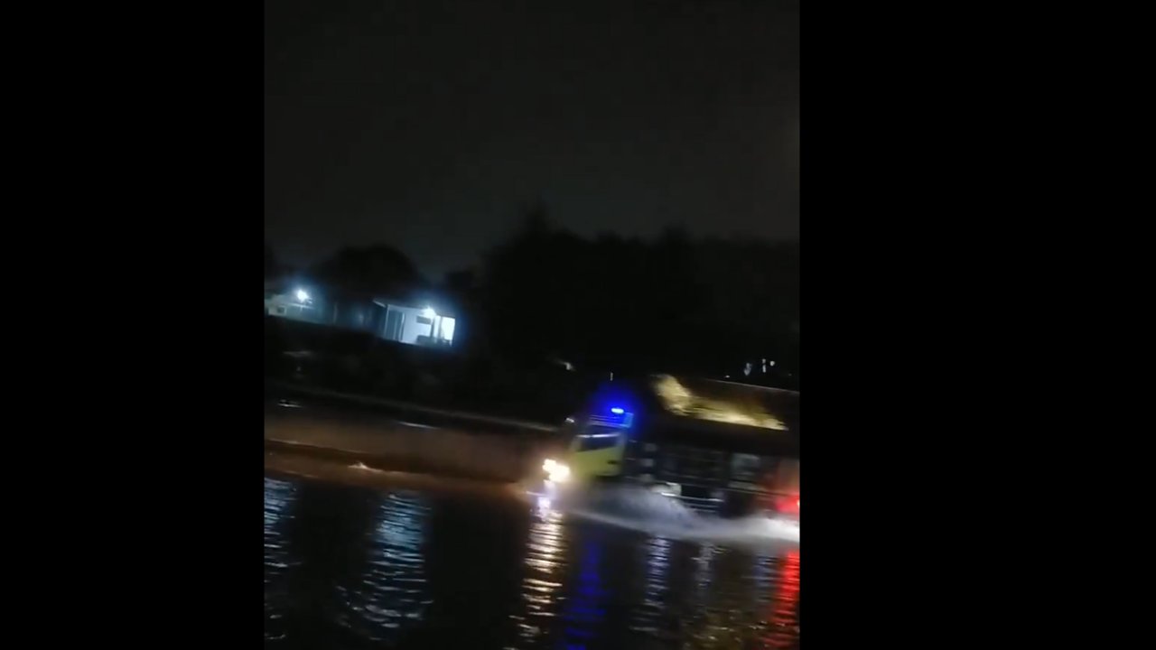 Banjir di Tol BSD