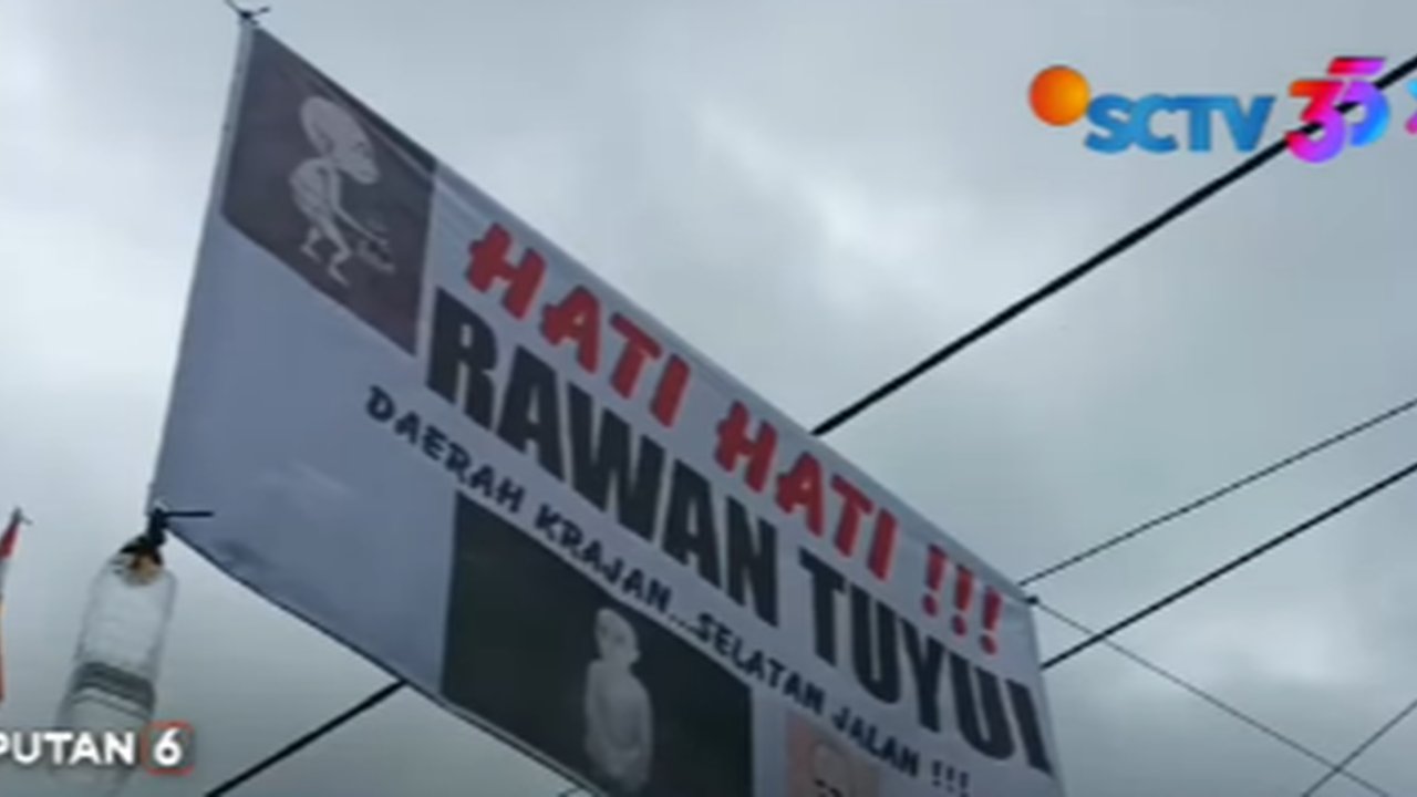 Spanduk Peringatan Dipasang Warga