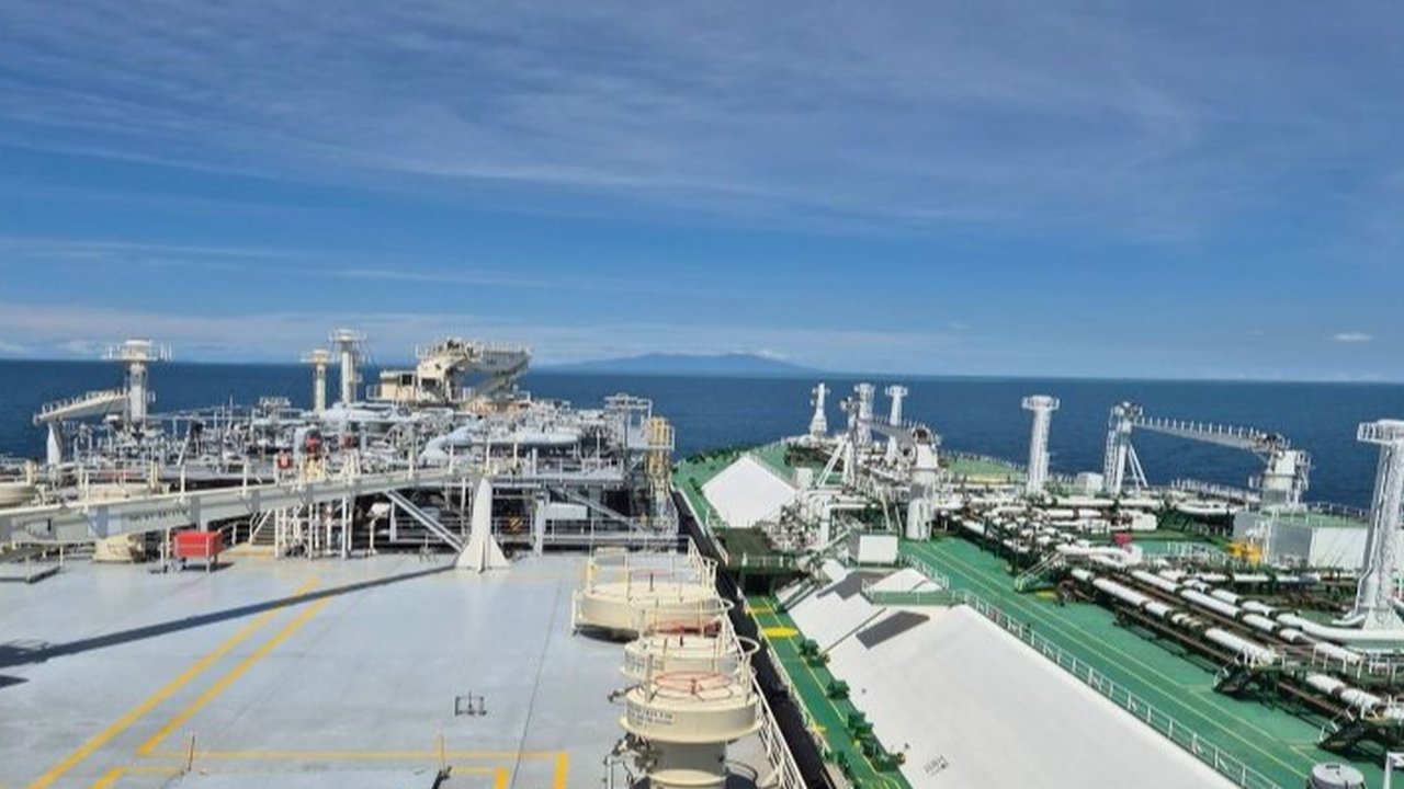 Diganjar Tarif 32 Persen oleh Amerika, Pemerintah Kasih Penawaran Tambah Impor Energi Rp243 Triliun