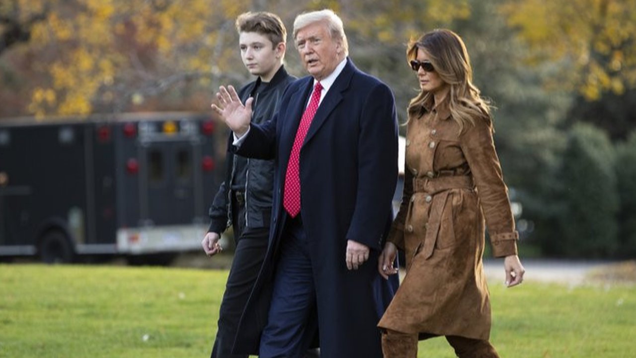 Donald Trump Minta Indonesia dan Negara Lain Bangun Pabrik di AS agar Tak Kena Tarif