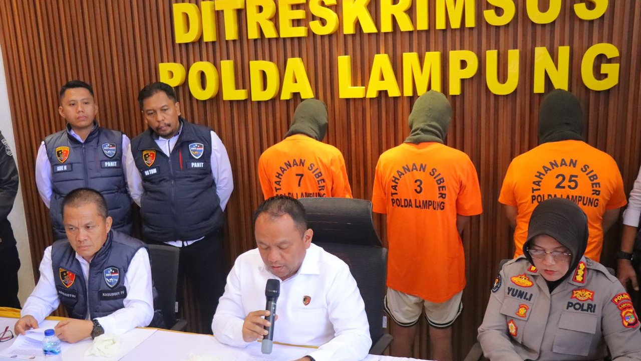 3 otak pelaku komunitas gay di Lampung