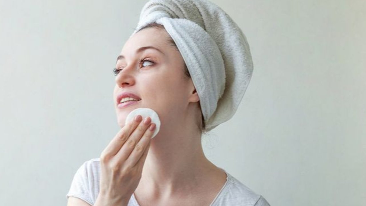 Ilustrasi Wajah yang Awet Muda. (foto: Pinterest/InStyles).