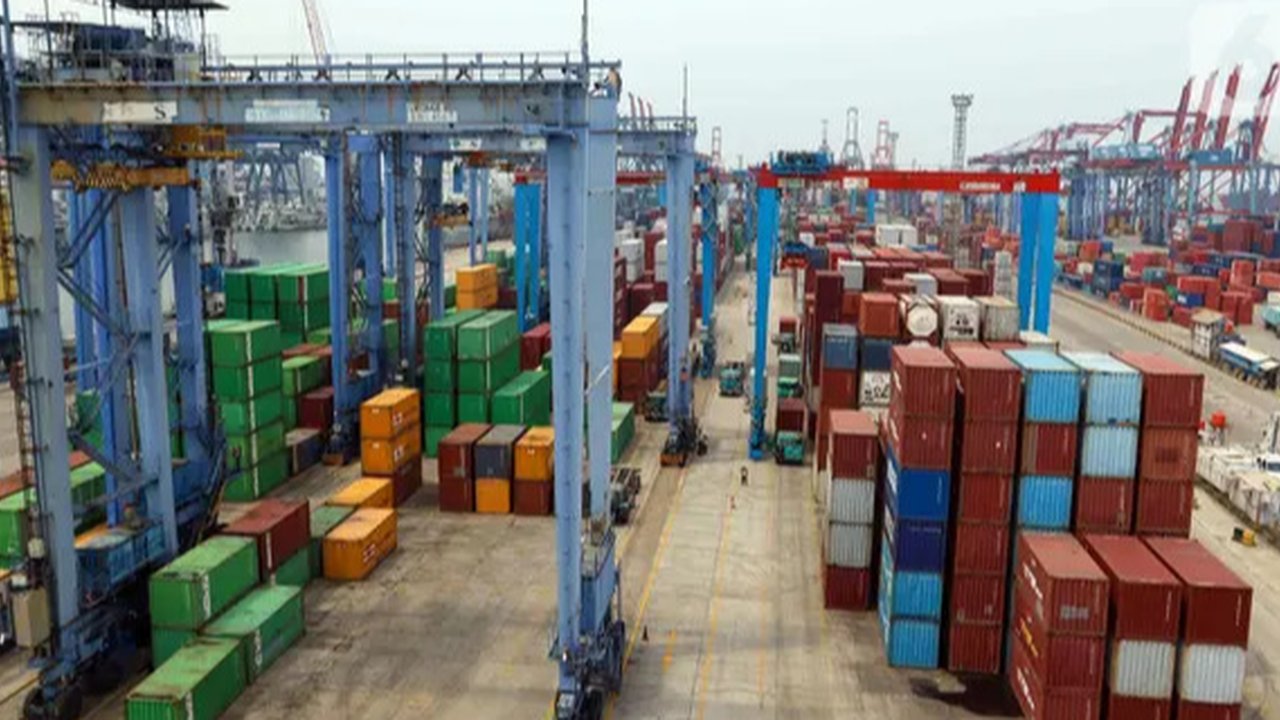 Juru Bicara Kementerian Koordinator Bidang Perekonomian, Haryo Limanseto mengaku pemerintah memanfaatkan jeda waktu sebelum kebijakan diterapkan untuk berdialog dan mencari titik temu soal ta