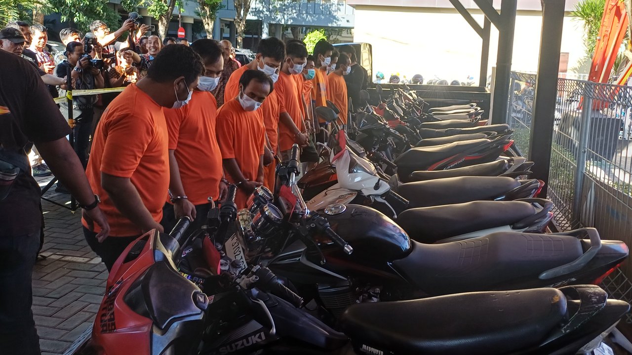 Miris, Bapak di Malang Ajari Anak jadi Maling Motor Kini Meringkuk Bareng dalam Penjara
