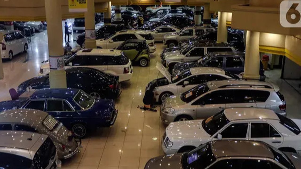 Pameran 'Bursa Mobil Second' berlangsung di Mangga 2 Mall. (ist)