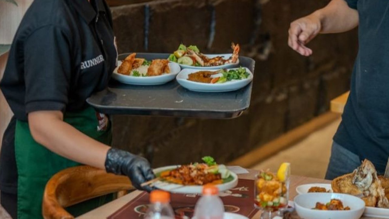 Donat red velvet. Foto: Gemini