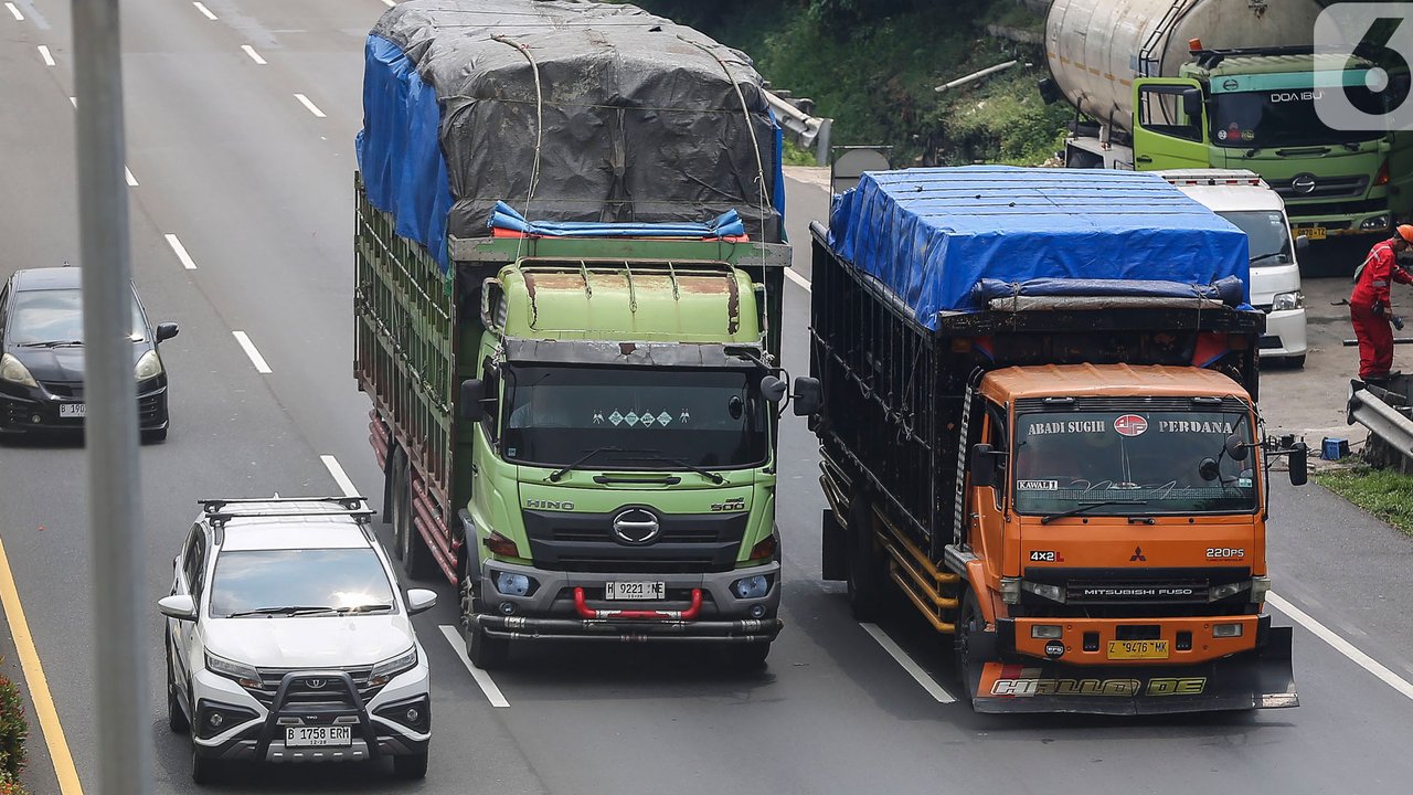 Strategi Tertibkan ODOL, Menhub Bakal Perbaiki Kesejahteraan Sopir Truk