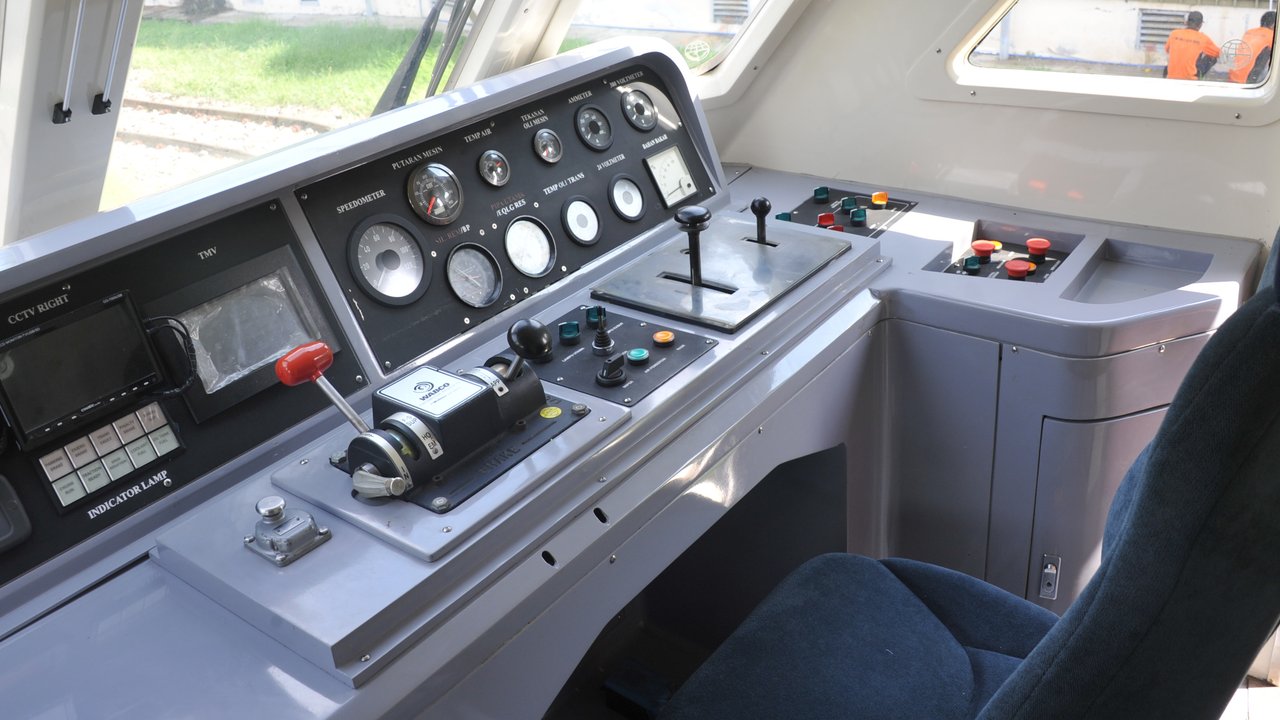 Imbas Kereta Anjlok di Subang, Menhub Bakal Periksa Pembuatan Gerbong di INKA Madiun