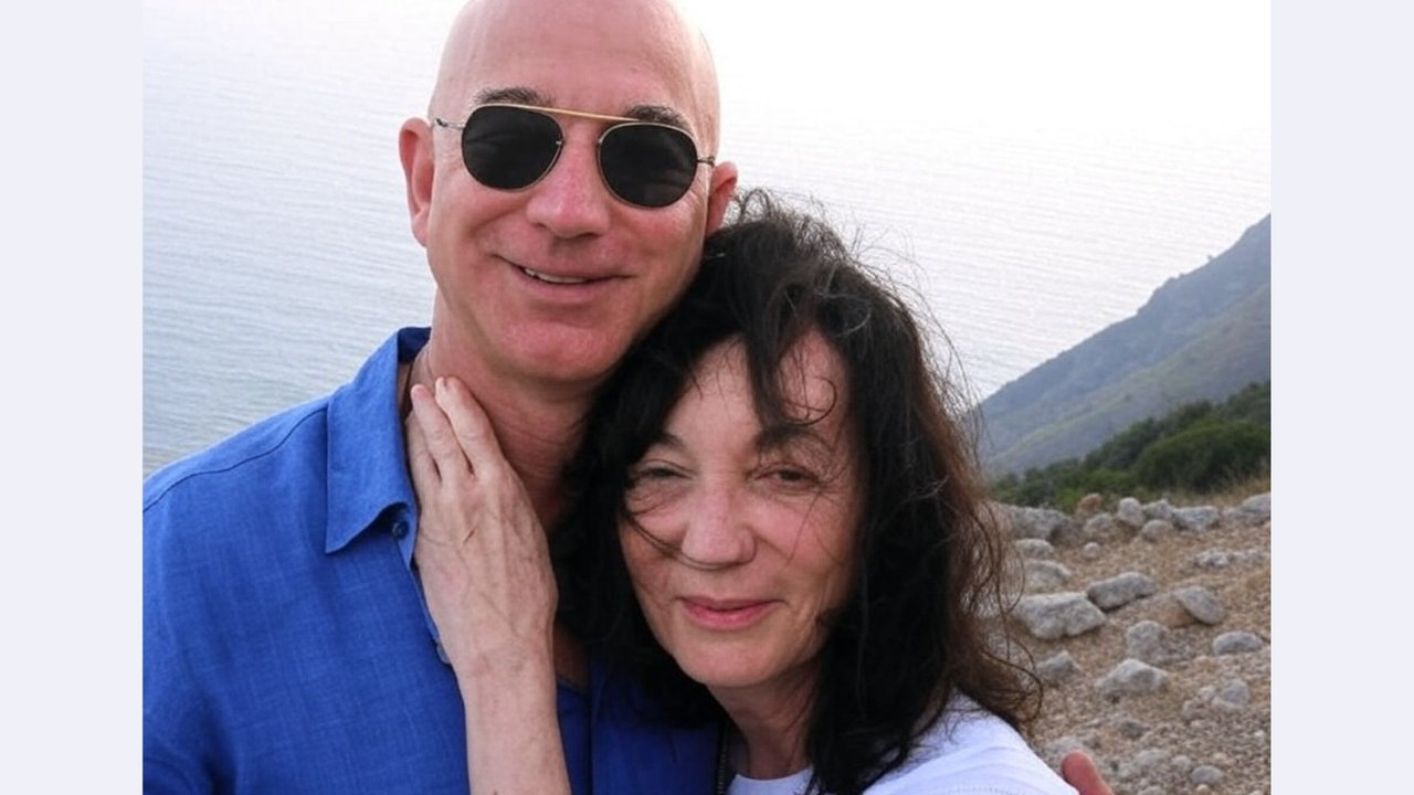 Wanita Ini Bikin Jeff Bezos Patah Hati Sepatah-Patahnya Sampai Tulis Pesan Mendalam