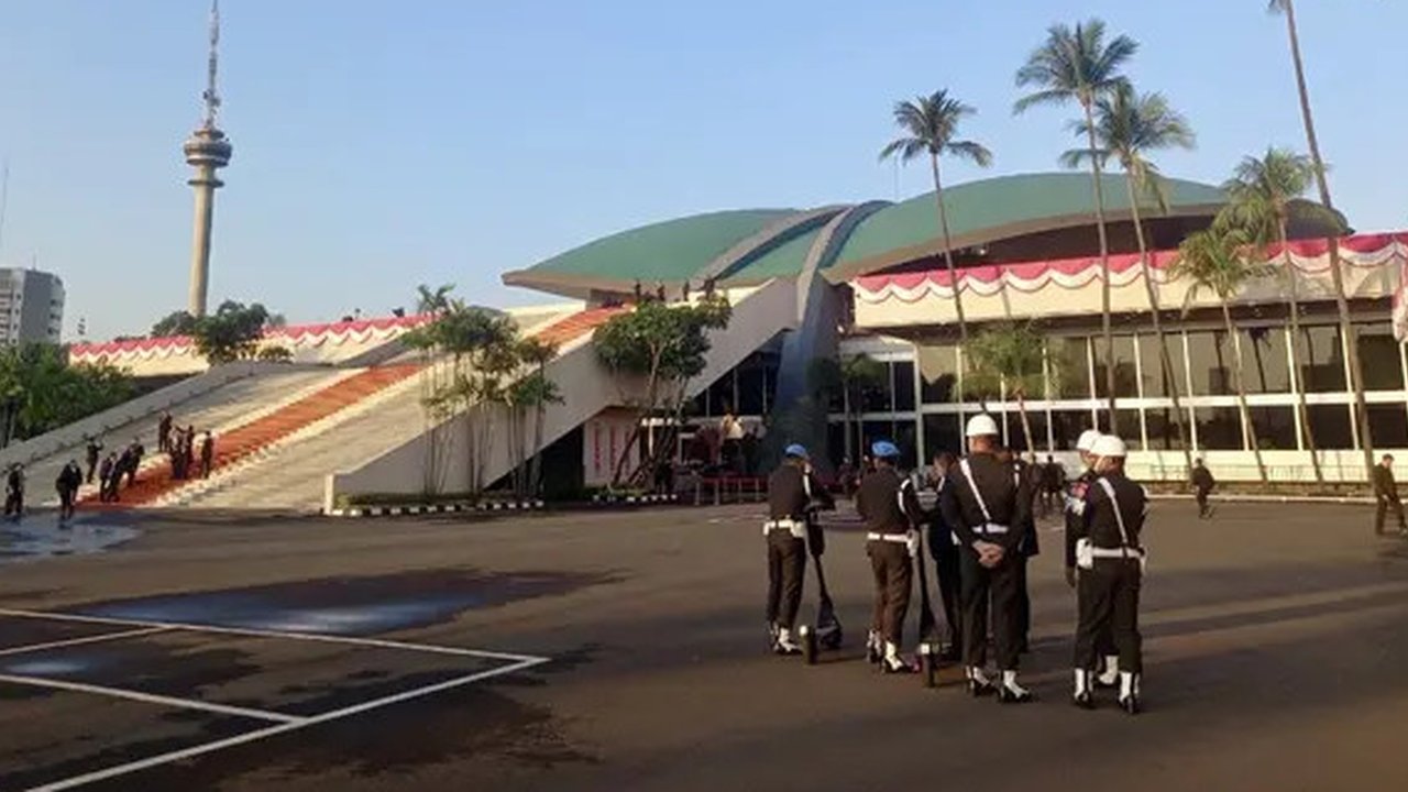 Suasana Gedung DPR Jelang Pidato Kenegaraan Prabowo