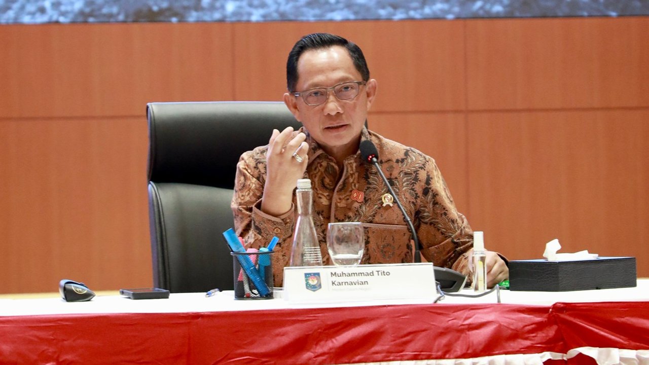 Mendagri Tito dalam Konferensi Pers tentang Rancangan Anggaran Pendapatan dan Belanja Negara (RAPBN) & Nota Keuangan