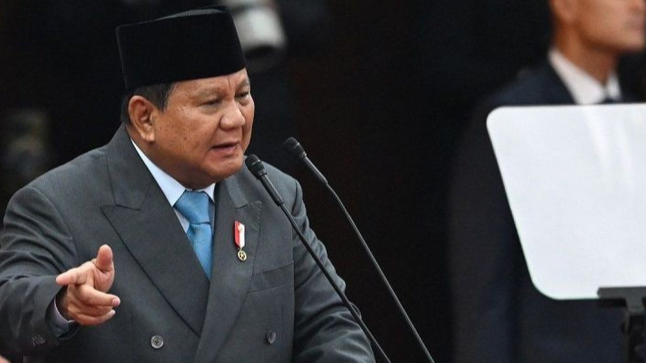 Presiden Prabowo Subianto menaruh harapan besar pada sektor pembangunan perumahan sebagai motor penggerak ekonomi, dengan target ambisius 770 ribu unit di 2026. Akankah tercapai?