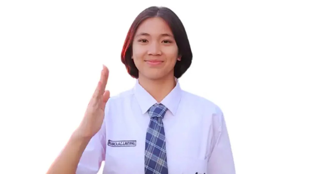 Profil Bianca Alessia, Perempuan Cantik Asal Sulawesi Utara Pembawa Baki Paskibraka Nasional 2025