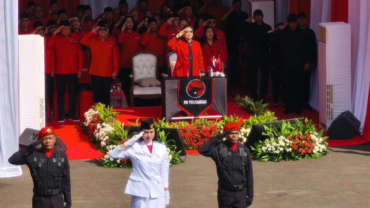 Sambil Menangis, Pesan Mendalam Megawati Untuk Kader PDIP Jaga Api Kemerdekaan Tetap Menyala