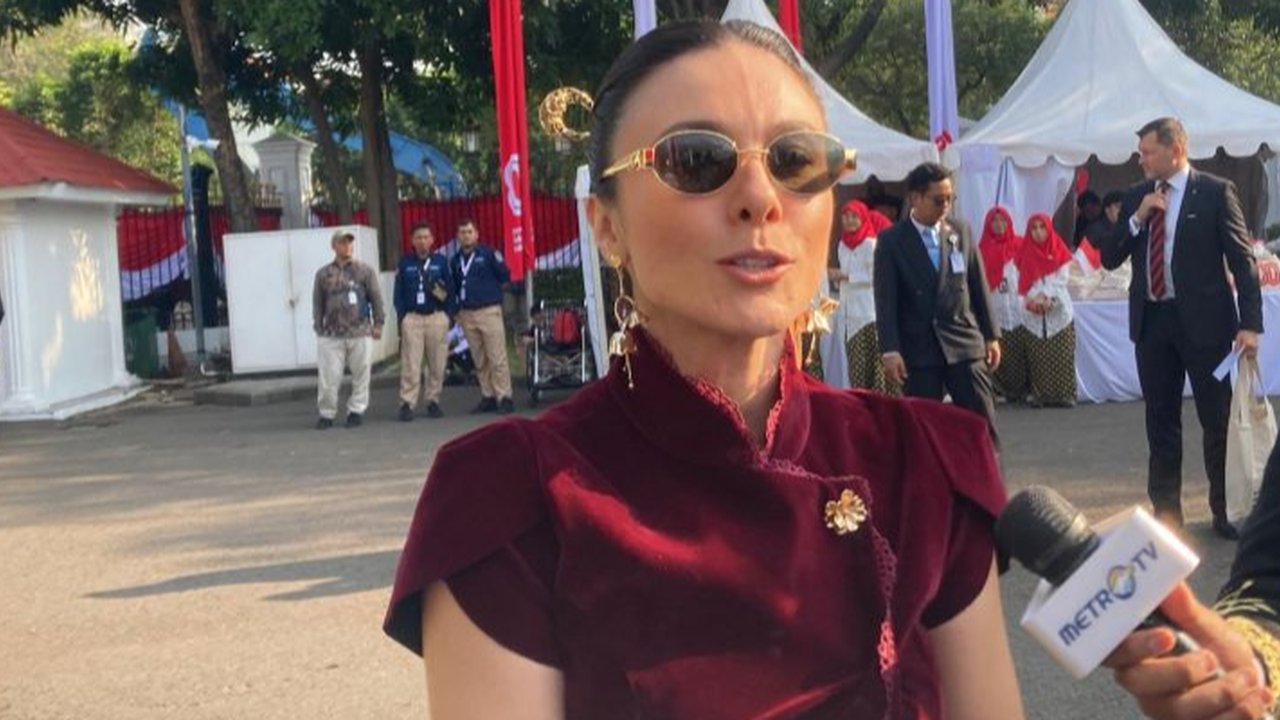 Potret Nicholas Saputra hingga Wulan Guritno Hadiri Upacara HUT RI di Istana