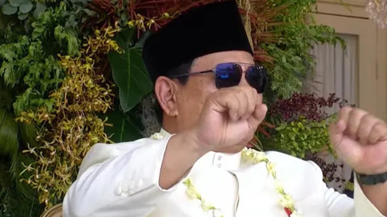 Prabowo Subianto Menikmati Pertunjukan Kesenian di Perayaan HUT ke-80 RI di Istana (Dok: YouTube Sekretariat)