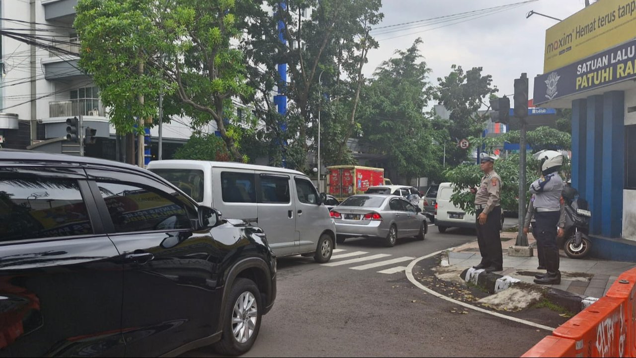 Kirab Budaya HUT Jabar ke-80 Bikin Macet Bandung, Ini Jalur Terdampak