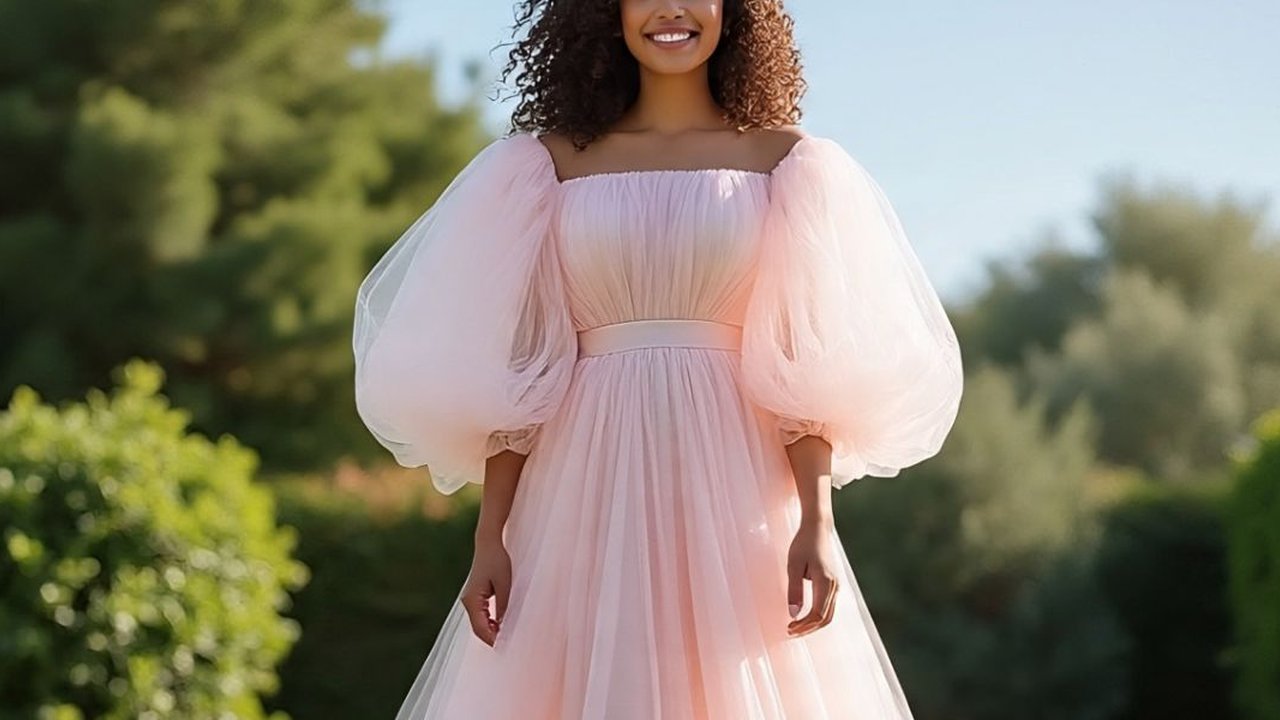 Model Long Dress