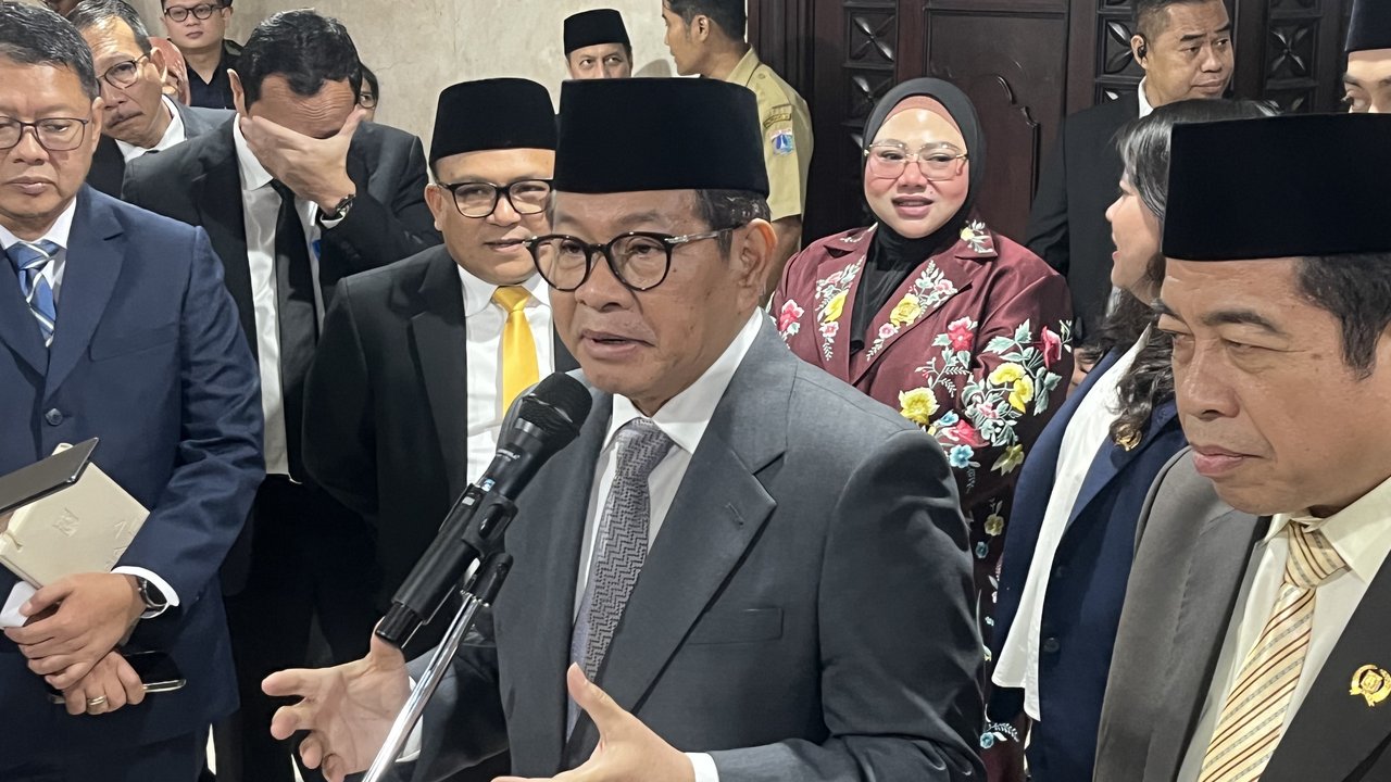 Pramono Anung di DPRD Jakarta