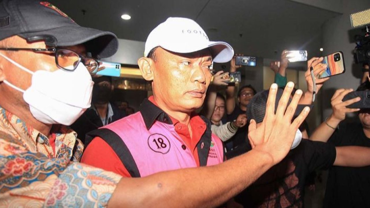 Kasus Suap Vonis Lepas Minyak Mentah Bergulir di Meja Hijau, Eks Ketua PN Jaksel Jalani Sidang Perdana