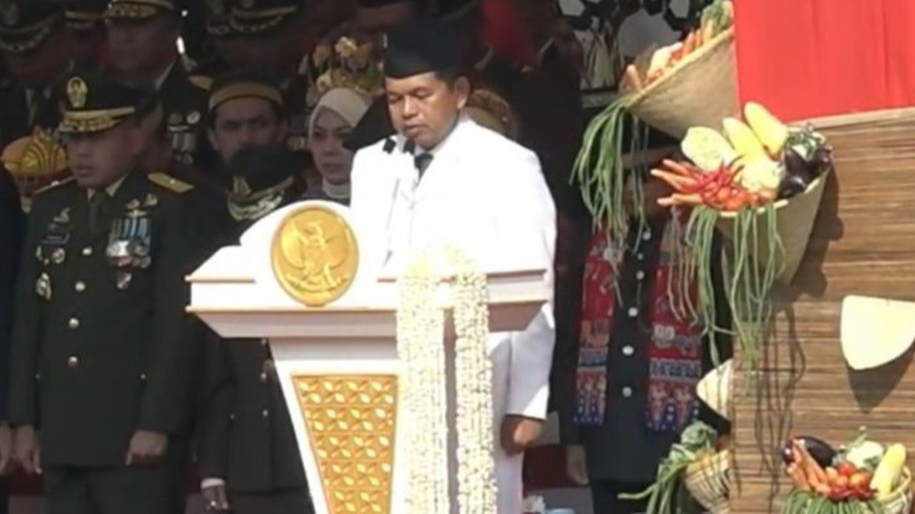VIDEO: Dedi Mulyadi Tepuk Dada, Ceritakan Masa Lalu 