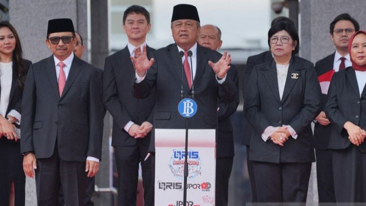 BI Targetkan QRIS Digunakan di China Akhir tahun 2025