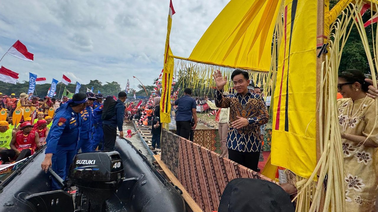 Wapres Gibran Hadiri Festival Pacu Jalur 2025 di Riau