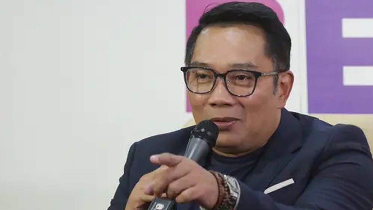 Ridwan Kamil saat menghadiri acara Climate Talk, Bisnis Karbon, Solusi Atau Perangkap Bagi Indonesia di gedung KLY Jakarta, Rabu 26 Februari 2025. (Liputan6.com/Helmi Fithriansyah)