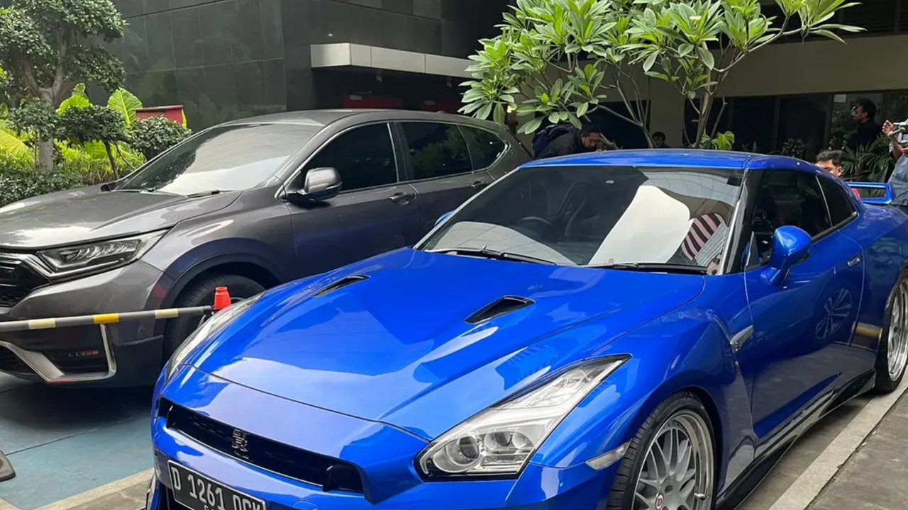 Barang Bukti OTT KPK Wamenaker Immanuel Ebenezer. (Liputan6.com/Muhammad Radityo Priyasmoro)