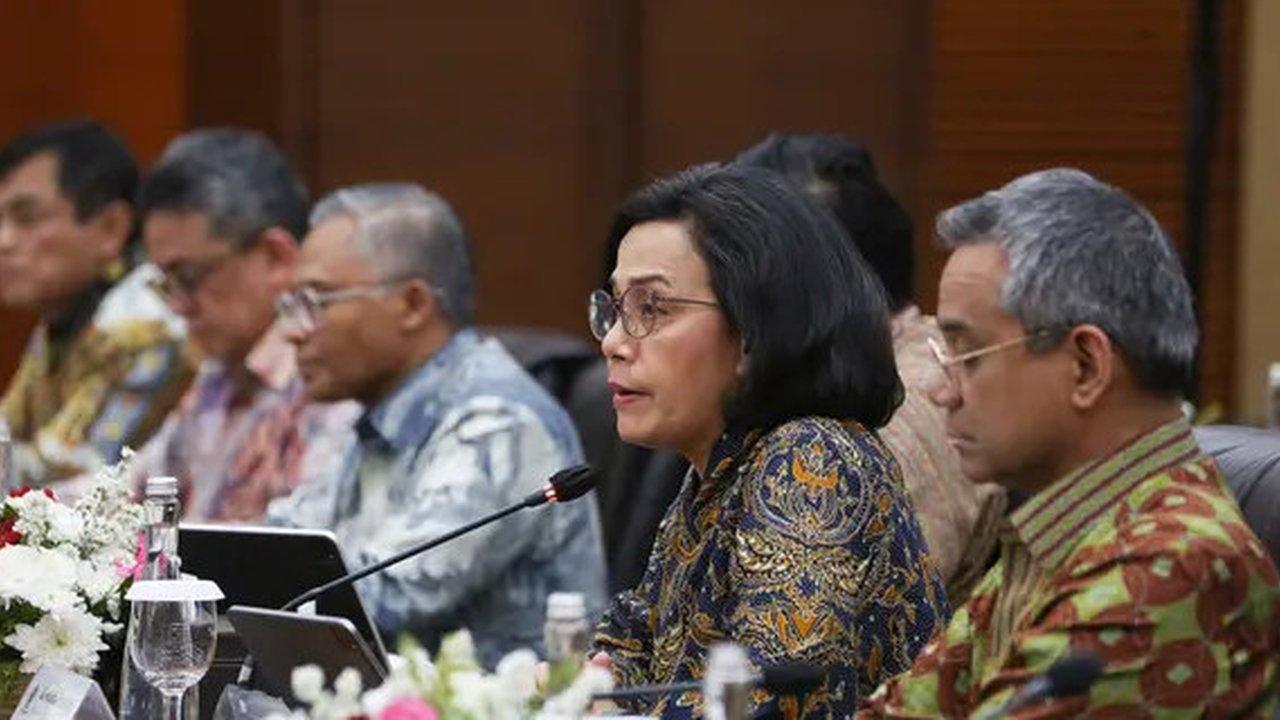 VIDEO: Sri Mulyani Singgung Prabowo di DPR, Bicara Gaji Guru Dosen Hingga 'Beban' Utang Negara