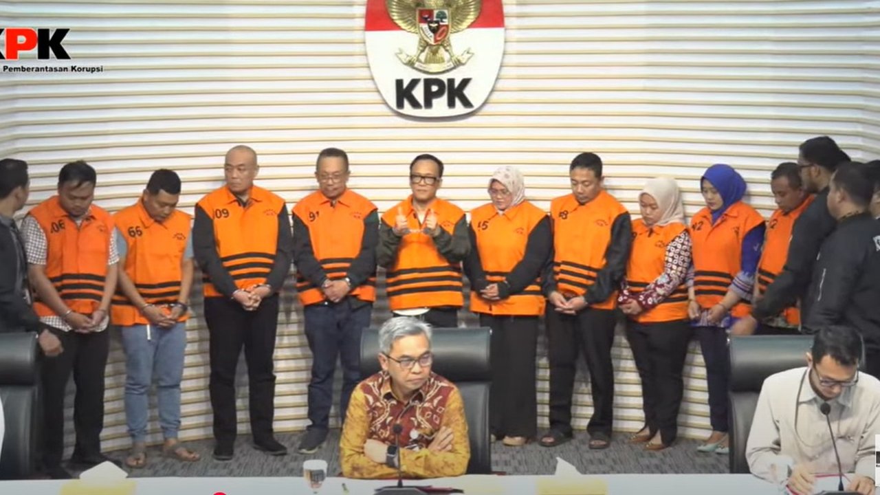 KPK Resmi Tetapkan Wamenaker Immanuel Ebenezer Tersangka Pemerasan, Langsung Ditahan