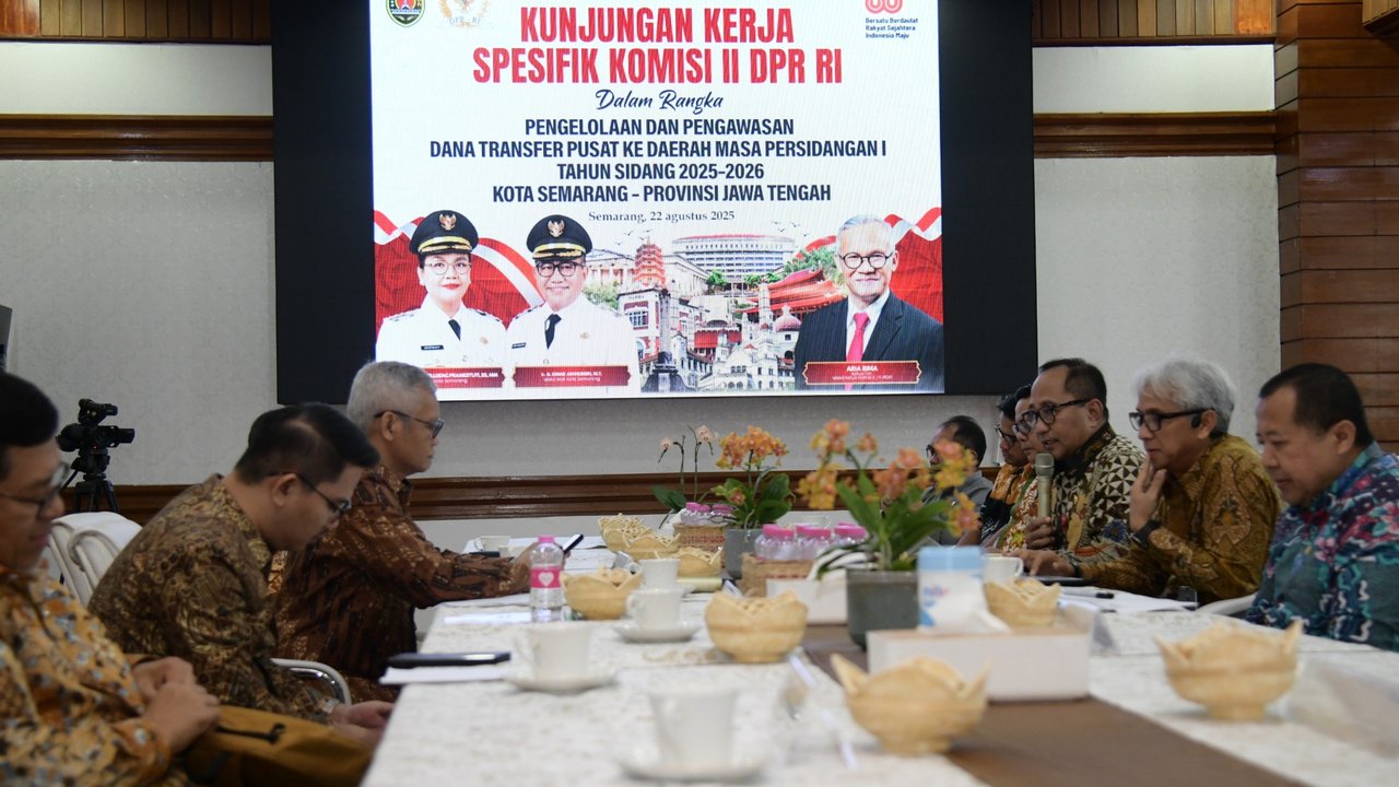 Wakil Wali Kota Semarang, Iswar Aminuddin menerima Kunjungan Komisi II DPR