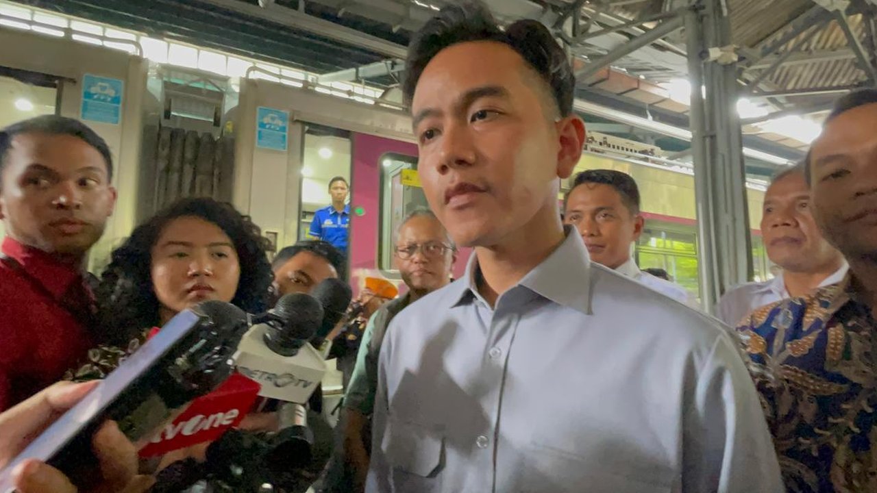 Anggota DPR Usul Ada Gerbong Merokok di Kereta Api, Gibran Sebut Lebih Baik buat Ibu Hamil, Balita & Lansia