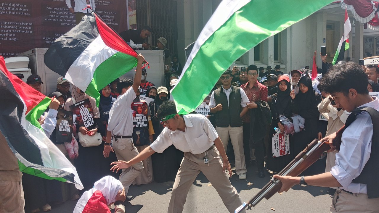 demo dukung palestina di bandung