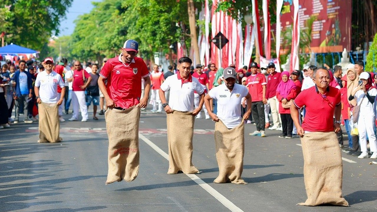 Bupati Ipuk Gelar Lomba-lomba Bareng Warga di CFD