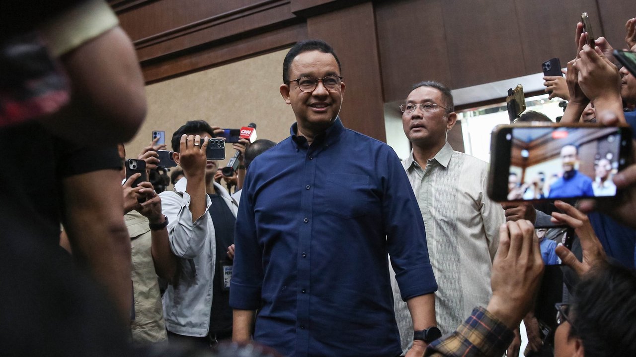 VIDEO: Respons Anies Soal Tuntutan Pembubaran DPR 