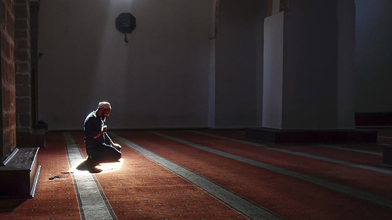 Doa Setelah Sholat Istikharah agar Diberi Petunjuk Terbaik oleh Allah
