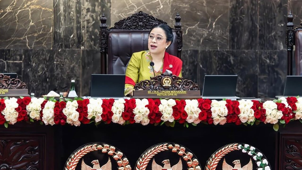 Ketua DPR Puan Maharani menyanyikan lagu 'Imagine' John Lennon di Sidang Tahunan MPR. Pengamat menilai ini isyarat Puan Maharani Kesetaraan Gender dan proyeksi politik 2029. Apa maknanya?