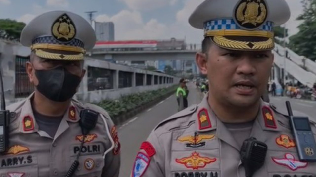 Kabag Opsnal Dirlantas Polda Metro Jaya, Kompol Robby H