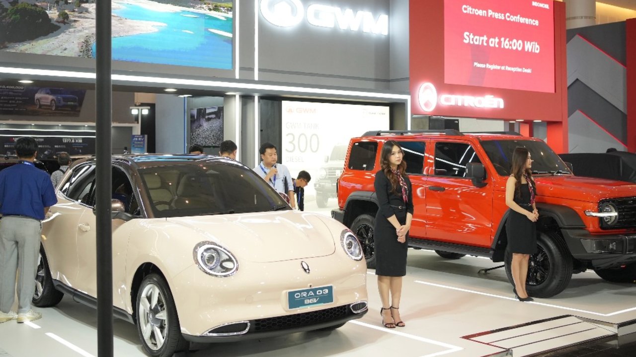 GWM Hadir di GIIAS Surabaya 2025, Bawa Tank 300 Diesel Turbo dan ORA 03