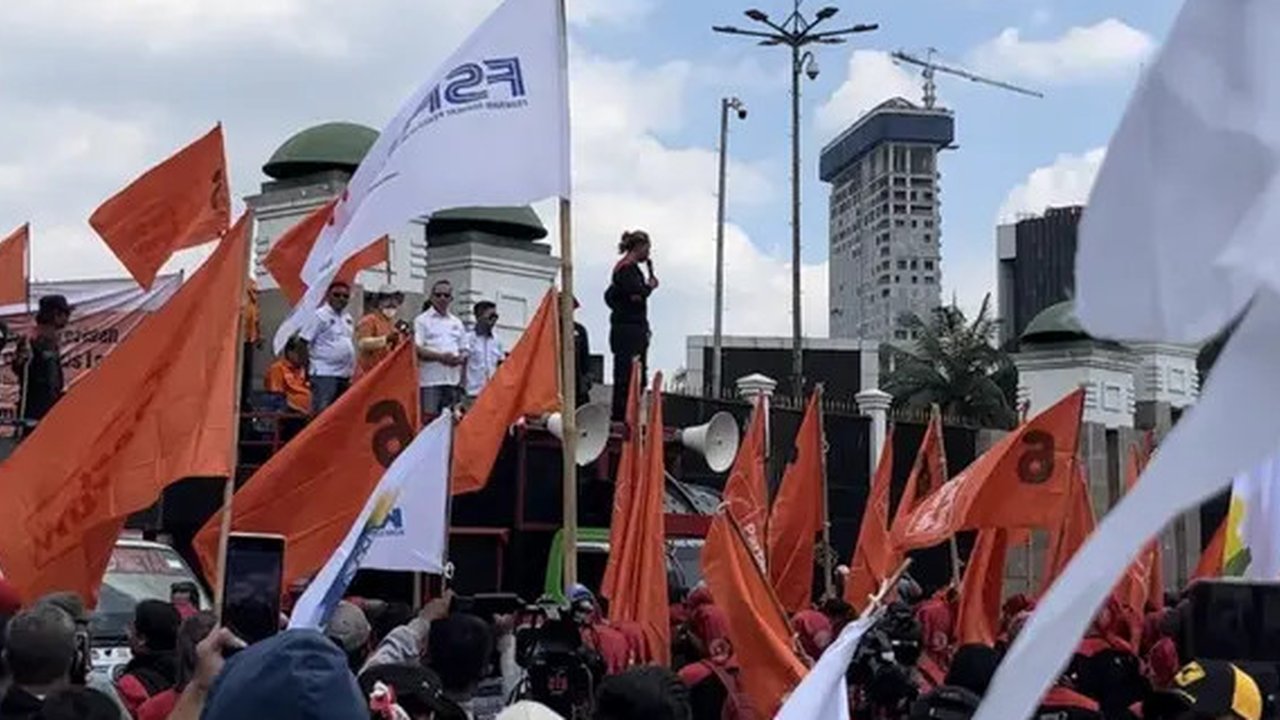 DPR Diingatkan Setop Pernyataan Kontroversi, Jangan Benturkan Masyarakat dan Aparat