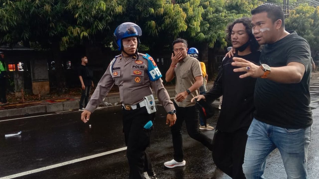 Kericuhan Massa di Mapolda Bali Berhasil Dikendalikan, Polisi Amankan Beberapa Orang