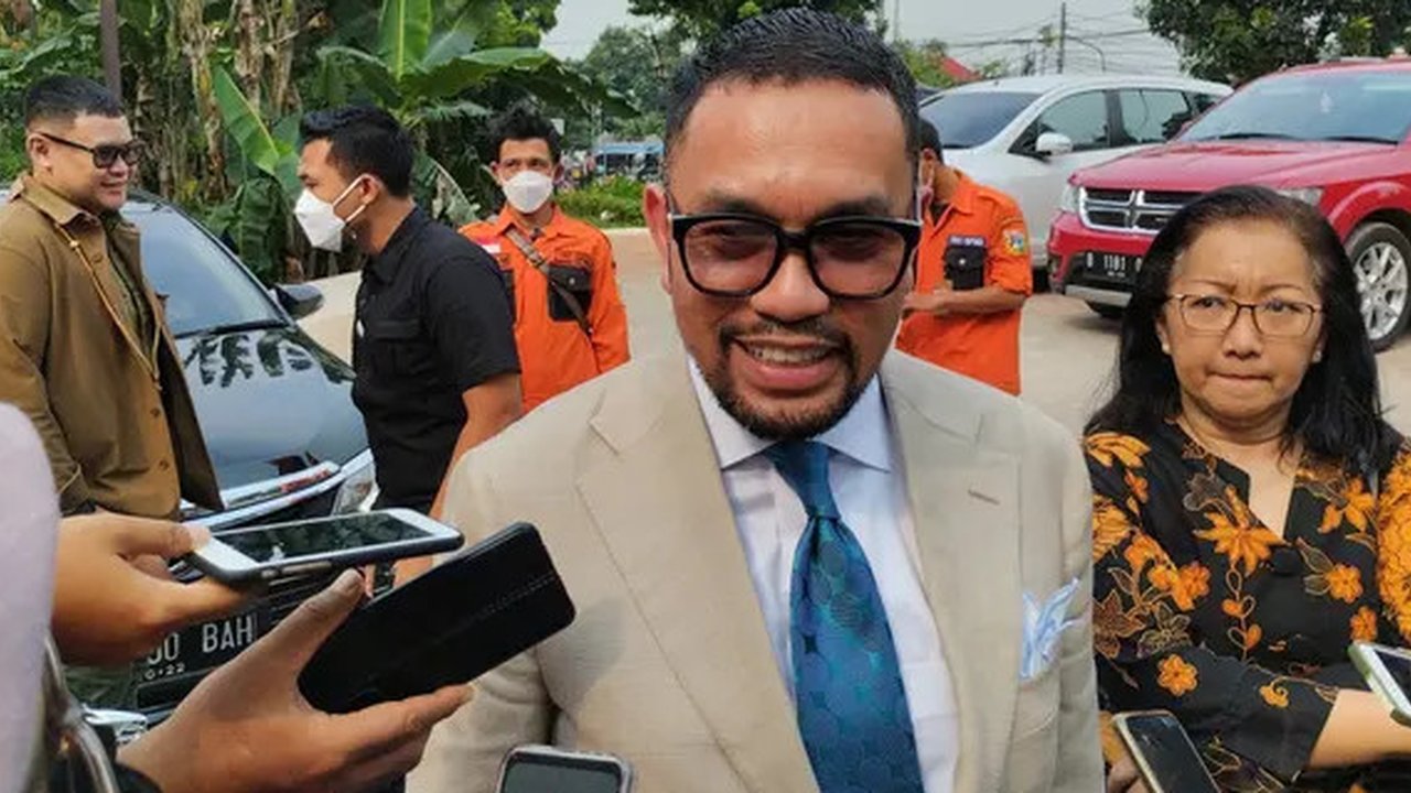 Sosok Misterius Berteriak di Depan Rumah Ahmad Sahroni, Memancing Warga Keluar Lalu Diusir