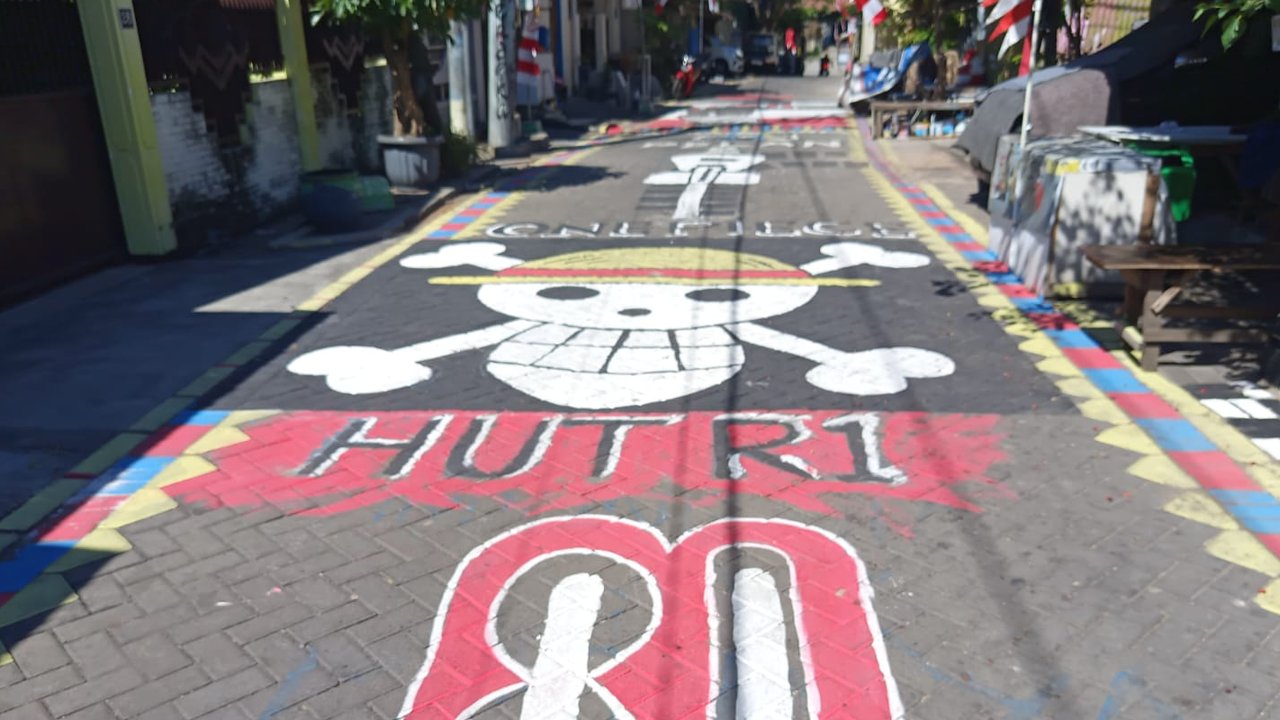 Pemkot Surabaya Tertibkan Mural dan Bendera One Piece Bergaya Bajak Laut 'Sudah Dihapus dari Lokasi'