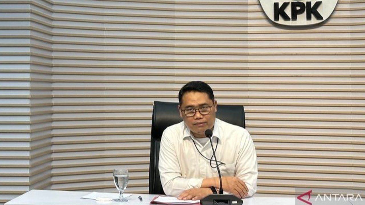 Komisi Pemberantasan Korupsi (KPK) mengumumkan penyidikan kasus Korupsi Pengadaan Kapal TNI AL di Kementerian Pertahanan hampir selesai. Apa saja fakta terbarunya?