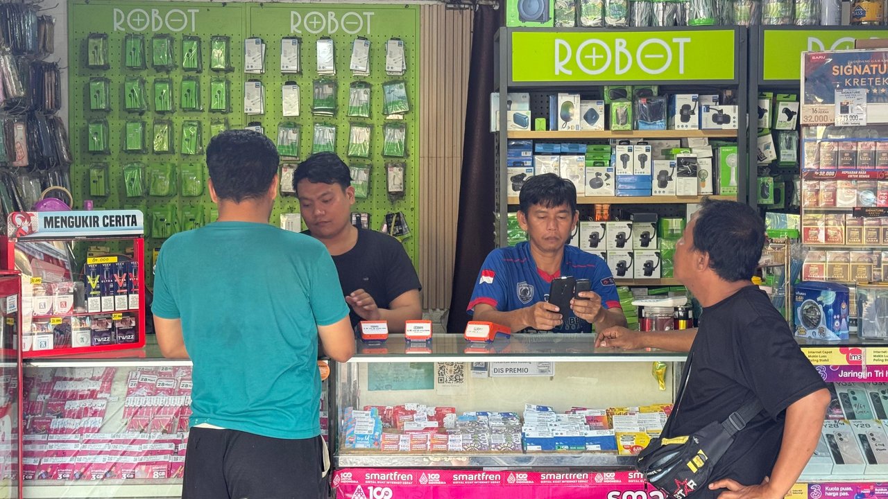 AgenBRILink Milik Pemuda Asal Lahat Ini Buka Lapangan Pekerjaan Untuk Warga Sekitar
